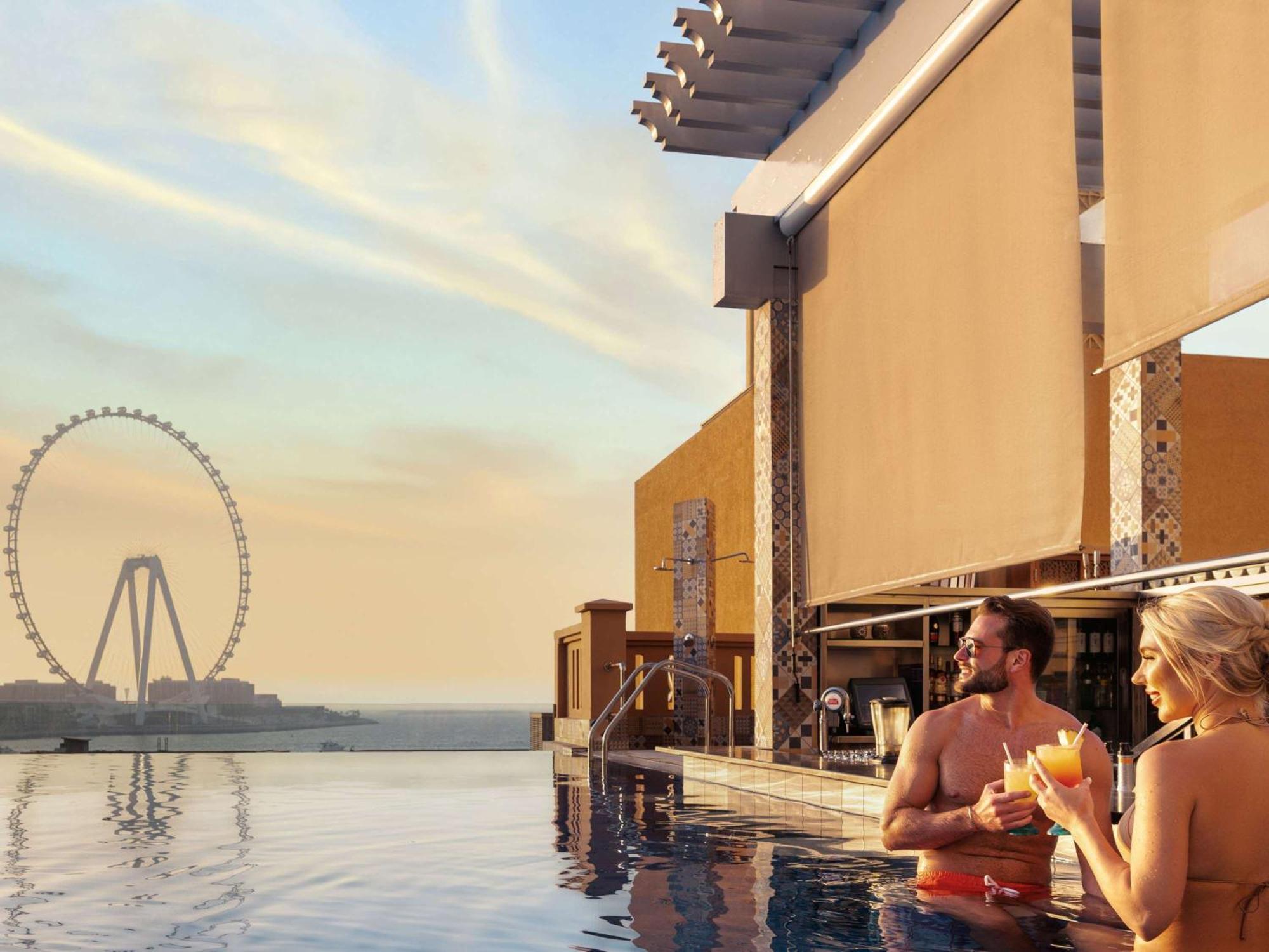 Sofitel Dubai Jumeirah Beach Exterior photo